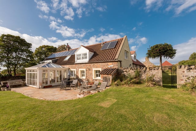 Windwards is a charming, well presented and attractively decorated detached family home nestled in the heart of the East Lothian countryside and surrounded by rolling farmland.