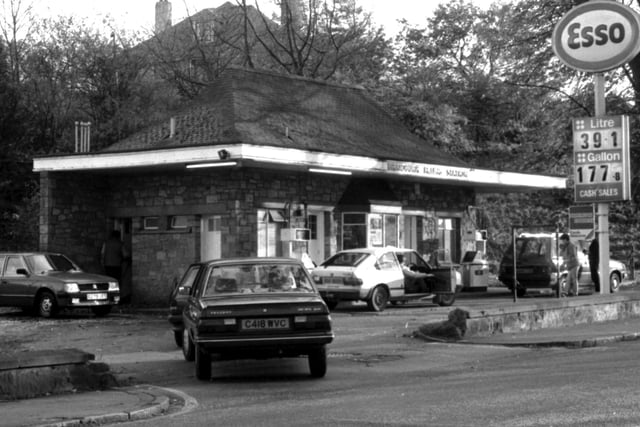 The Braidburn filling station at Comiston in October 1988. The petrol station was asked to make improvements, or be threatened with closure.