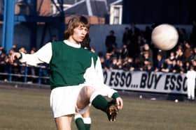 Alex Cropley in action for Hibs