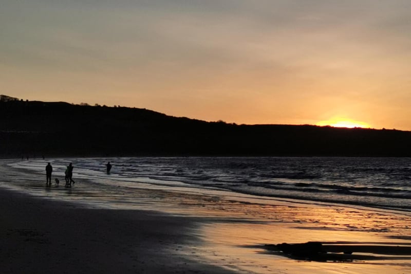 Gullane, a gorgeous sandy beach which is a 40 minute drive from Edinburgh, is a perfect spot for a dip! It is also an excellent location for sunbathing, walking, picnics, windsurfing and canoeing.
