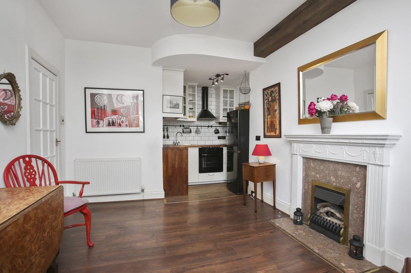 At number nine on the list is Kings Road in Portobello, with an average selling price of £178,205. The ESPC currently has this fantastic two-bed flat within walking distance of the beach for sale at offers over £180,000.