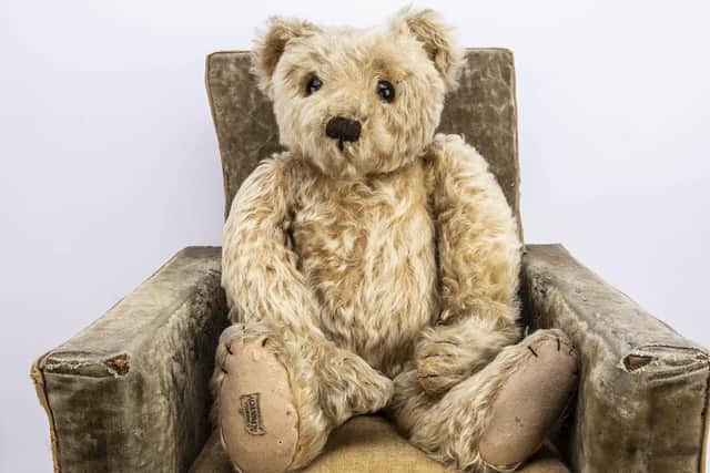 Everyone loves a hug: Lynda Fairhurst has amassed more than 1,000 teddy bears