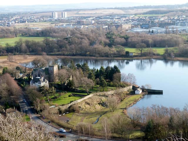 The Low Road goes past Duddingston Loch