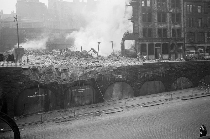 The ruinous remains of the Carr & Aitkman shoe warehouse on Jeffrey Street. This fire broke out on November 10, 1955 -  the same night as a similarly destructive fire at C&A department store on Princes Street.