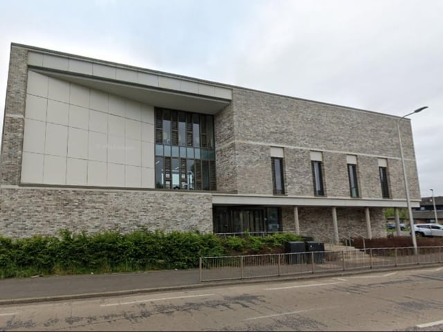 Where: 165 Colinton Mains Drive, Edinburgh, EH13 9AF. Number of responses: 98. Percentage positive: 84%.
