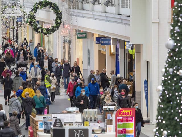 Christmas shoppers flock to The Centre in Livingston, West Lothian before it enters Lockdown Level 4 on Friday, closing all non essential shops until December 11th. Nov 18 2020