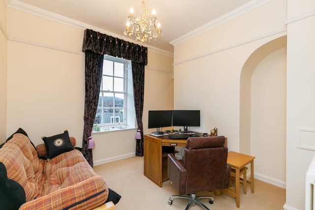 Rarely available, this beautifully presented and exceptionally spacious, three-bedroom, second (top) floor apartment is set in an impressive 'B' listed Victorian college building conversion located in the Newington area, just south of Edinburgh city centre.