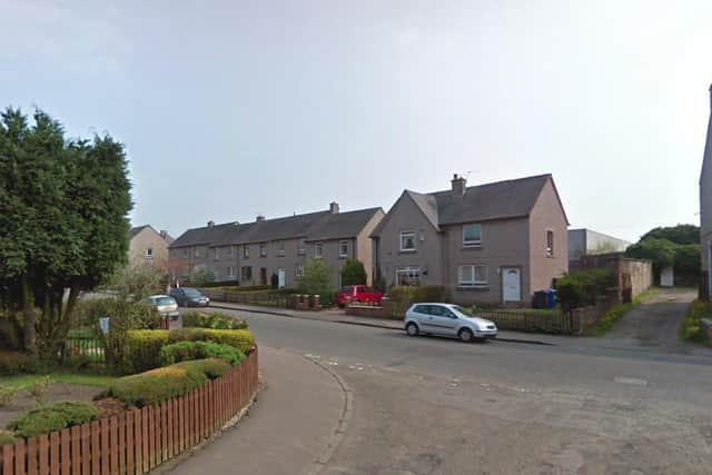 Police in West Lothians have appealed for information from the public after an ‘opportunist’ thief was disturbed mid-crime at a home in Bathgate early this morning.