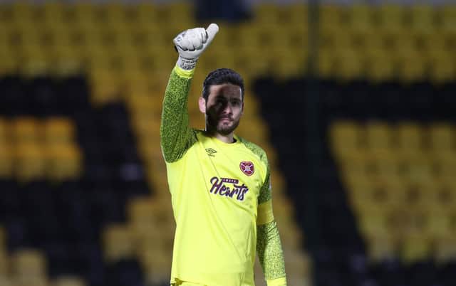 Craig Gordon has extended his Hearts contract until 2024.