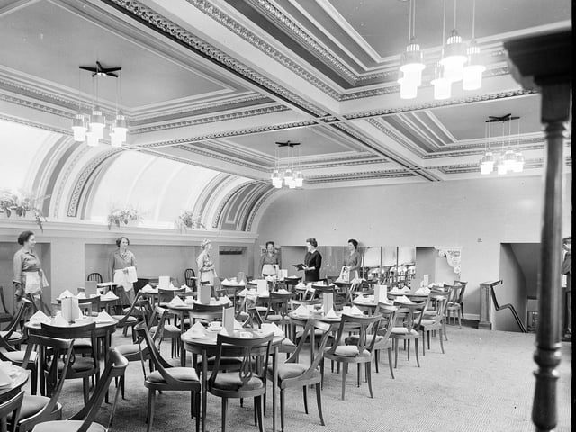 Pictured in 1963 is Dymock Howden and Co in George Stree, which was the place to go for a coffee.