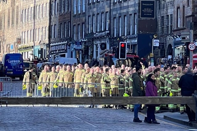 Uniformed emergency workers were granted free travel on Lothian buses today.