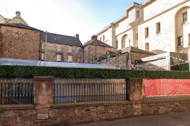 The incident happened outside the Three Sisters pub in Cowgate, Edinburgh (Photo by Google Streeview)