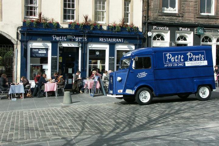 Dripping in Parisian charm, this Edinburgh located restaurants delights Scottish Francophiles in an intimate setting.