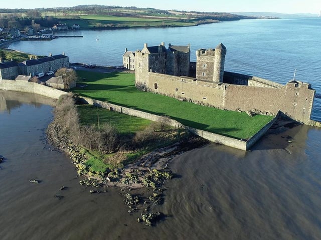 Previously used as an artillery fortification, a prison and an ammunition depot, this 15th century castle is believed to be home to a phantom knight who guards the prison town. He is said to occasionally leap out at visitors and give them a fright.