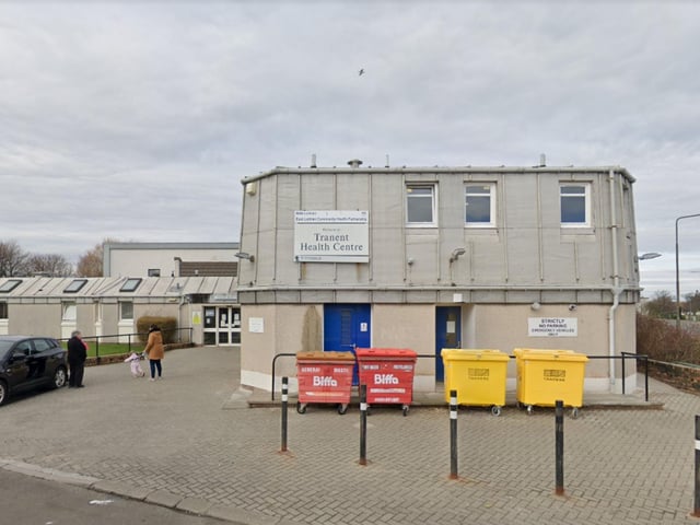 There are 878 patients per GP at Tranent Medical Practice. In total there are 14,044 patients and 16 GPs.