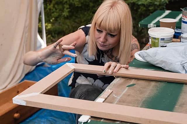 Hannah gets to work in the new series of Interior Design Masters (Picture: BBC/Darlow Smithson Productions)