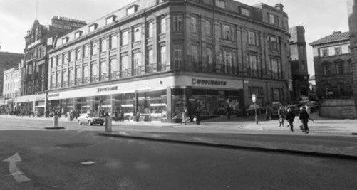 The Woolworths on Princes Street survived until 1984, when the company’s new owners Paternoster (later Kingfisher) decided to close a number of the larger stores around the UK.