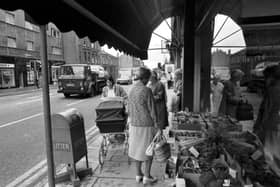 People shopping in St John's Road, Corstorphine, September 1980.