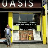 Edinburgh-born comedian Ronnie Corbett visits the famous Oasis cafe at Haymarket.