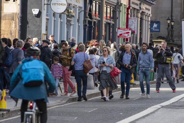 Crowds on the pavements on George IV Bridge in August 2019