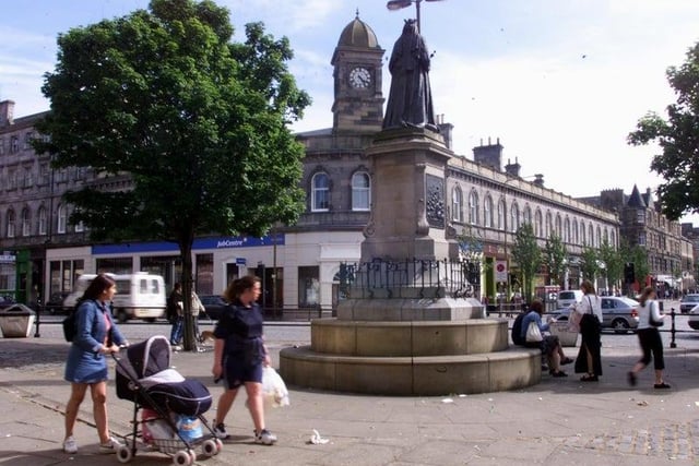 This is what the foot of Leith Walk looked like on 29 June 2000, prior to its £4m facelift of the Newkirkgate shopping centre.