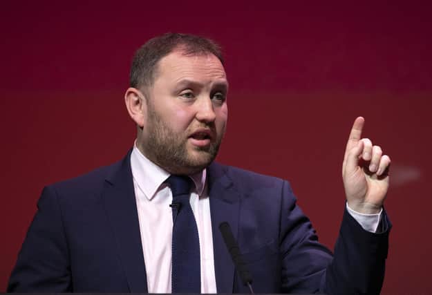 Ian Murray has lodged an Erasmus and Financial Services amendment to the Brexit deal
