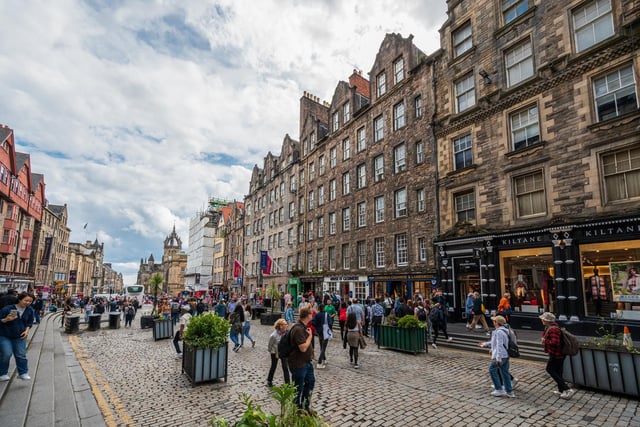 Lawnmarket is an outstanding example of Edinburghs historic Old Town, located in the heart of the City Centre and part of the popular Royal Mile.