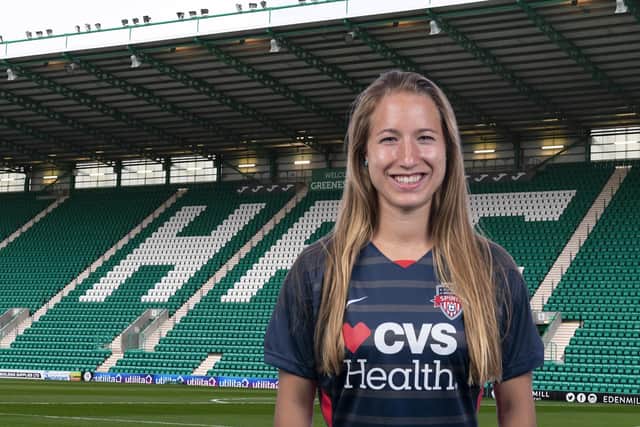 Crystal Thomas has signed for Hibs Women