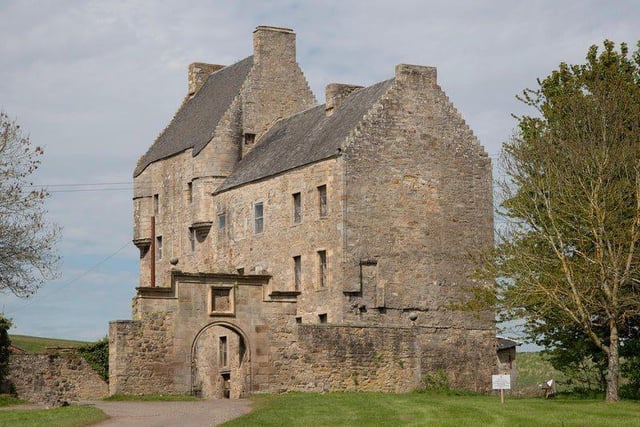 Midhope Castle, near South Queensferry, is Lallybrock, Jamie Fraser's ancestral home in Outlander. The 16th Century fortress is found in the grounds of Hopetoun House, which was also used in Outlander as the Duke of Sandringham's residence.