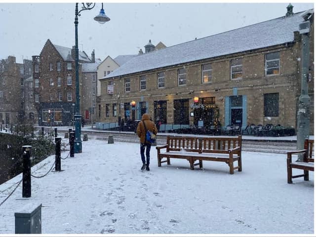 Bookmakers Ladbrokes has named Edinburgh amongst the UK cities with the best chance of a White Christmas this year.
