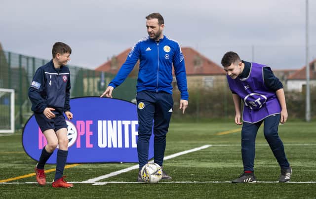 James McFadden treats Spartans youngsters to a masterclass in both football and digital skills