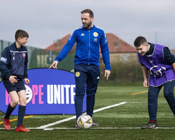 James McFadden treats Spartans youngsters to a masterclass in both football and digital skills