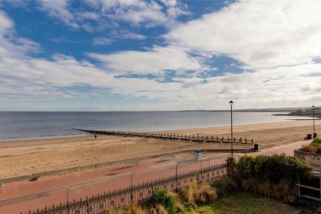 The property has an exceptional reception room with stunning sea views on the first floor.