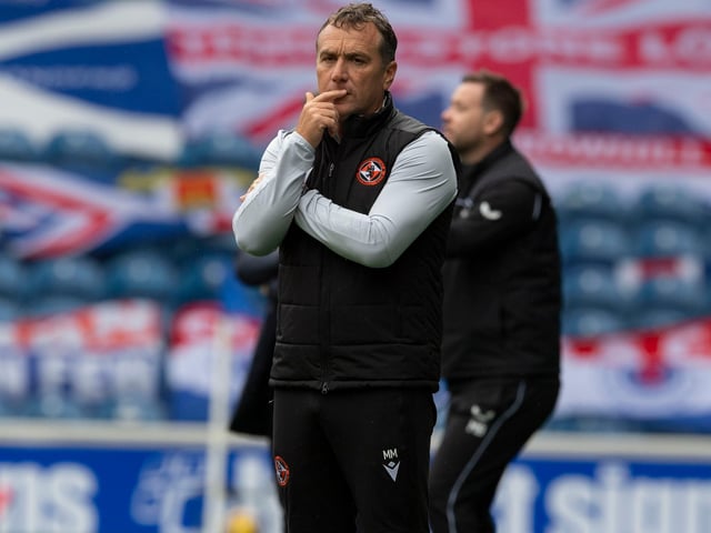It didn’t lead to a goal but three passes and a nutmeg from the Rangers box to Dundee United’s box nearly saw Scott Arfield score a fine goal. It, however, summed up United’s defensive problems. Lawrence Shankland turned to the midfield and gestured to query where they were (20 yards back). Then as Roofe played a pass around the corner Ryan Edwards immediately gestured to a teammate to query his positioning. It wasn’t the United organisation we had become accustomed to under Micky Mellon.