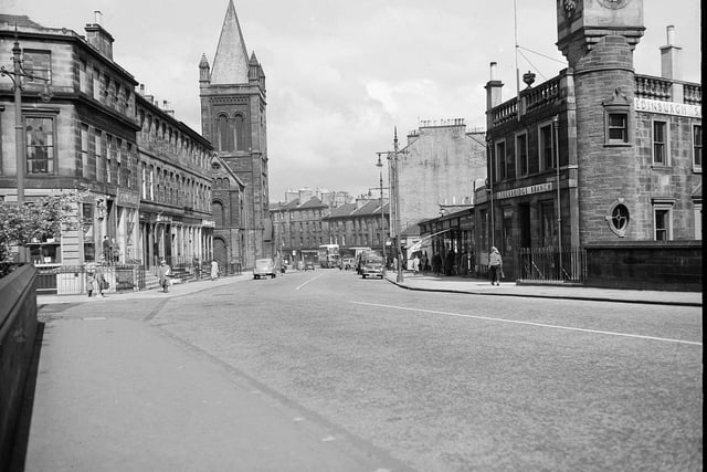 Stockbridge looking out along onto Deanhaugh Street in 1958