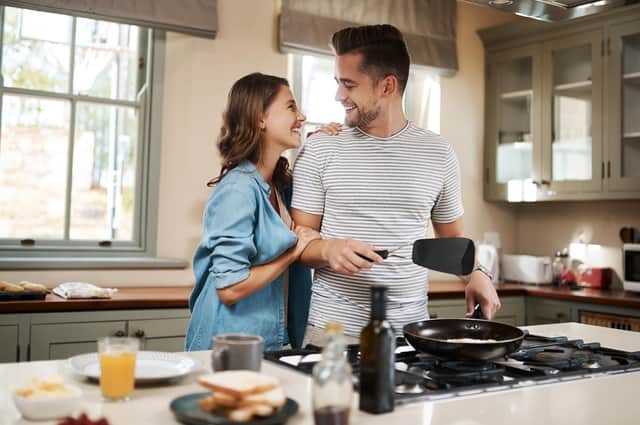 The key to staying together is cooking together survey says (photo: Adobe)