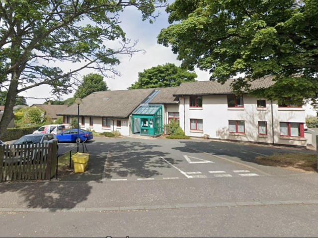 Where: 6 Camus Avenue, Edinburgh, EH10 6QT. Number of responses: 113. Percentage positive: 91%.
