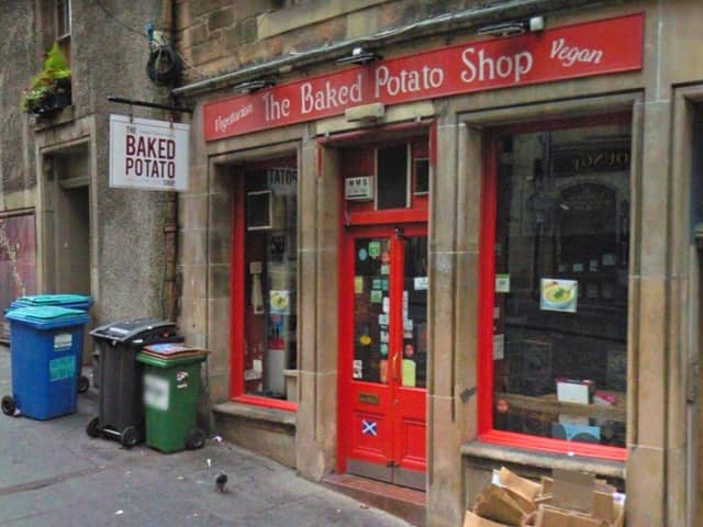 The Baked Potato Shop will close after 30 years of business on Edinburgh's Cockburn Street.