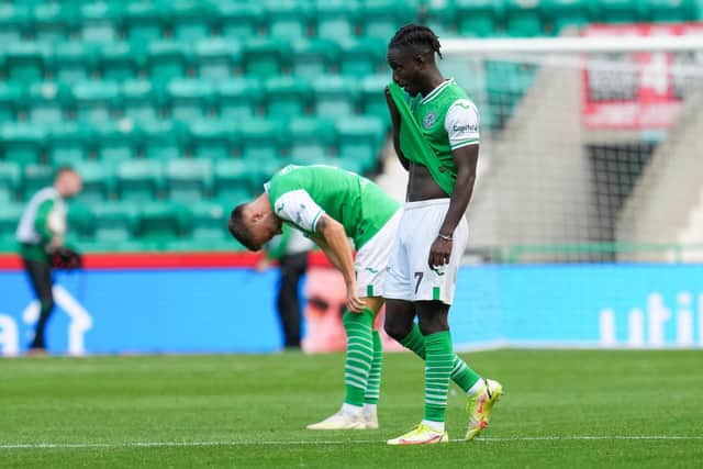 Hibs endured a third consecutive cinch Premiership defeat at the weekend - and former player Stuart Lovell has described the team as 'an absolute bombscare' at defending cross balls. Picture: Simon Wootton / SNS Group