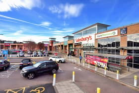 A Marks and Spencer outlet store at Edinburgh's Meadowbank retail park is set to close down.