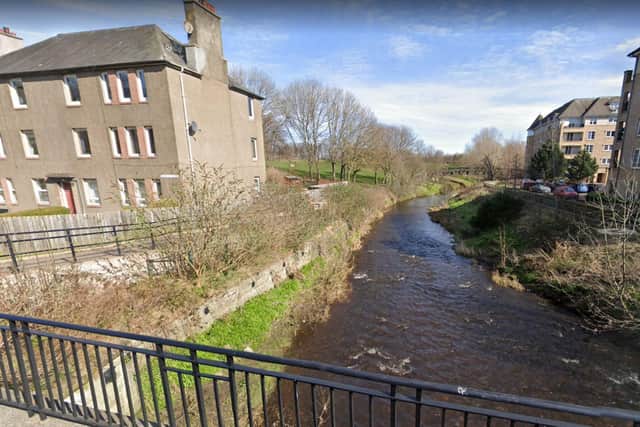 A gun was found in the Water of Leith in the Warriston area last week.