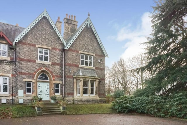 Parkhill Hall forms the major portion of a late Victorian shooting lodge. Retaining all the original features you would expect of a property of this type. Marketed by Purplebricks, 0121 396 0883.
