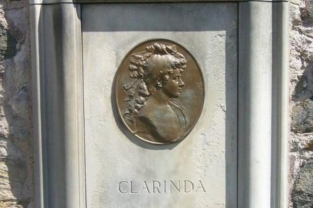 This memorial can be found above the grave of Clarinda in Canongate Kirkyard. Clarinda - or, as she is more famously referred to, Nancy - was a writer, a poet, and National Bard Robert Burns considered her one of the great loves of his life. He wrote about their doomed romance in the beloved song Ae Fond Kiss.