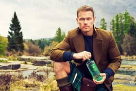 Outlander star Sam Heughan, who plays Jamie Fraser in the series, has chosen an Edinburgh restaurant group owned by chef Tom Kitchin to be the first in the UK to serve his new brand of gin.