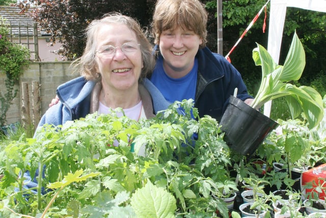 Gwen Heath and Emily Evans at Ashgate Hospice trade a plant sale in 2007