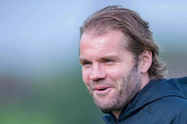 Hearts manager Robbie Neilson wants to sign a left-back.