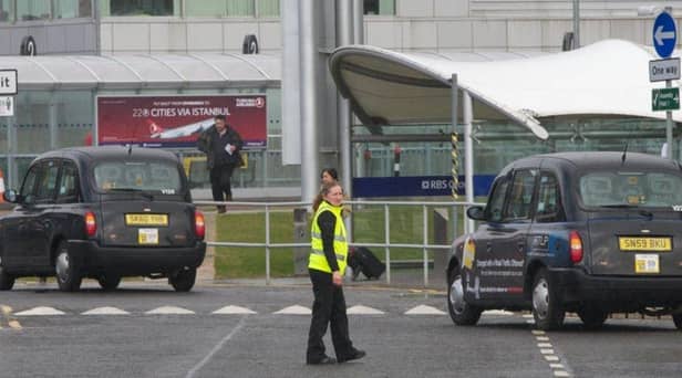 Taxi companies interested in supply and management of Edinburgh Airport’s rank are being invited to submit proposals. Photo: EN