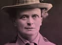 Medical pioneer Elsie Inglis will beccome the first woman to be honoured with a statue on Edinburgh's Royal Mile.