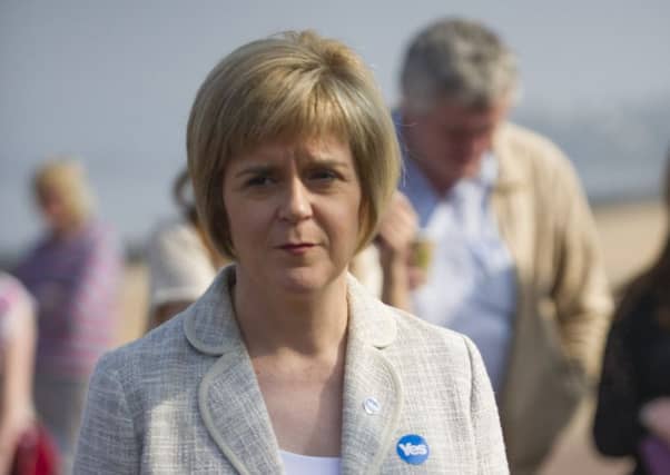 Picture by Lesley Martin
12 September 2014
YES CAMPAIGN BANNER AT HOLYROOD PARK, EDINBURGH.
*JP Licence for 60 days.Picture by Lesley Martin
12 September 2014
Nicola Sturgeon on walkabout on Portobello beach.
*JP Licence for 60 days.