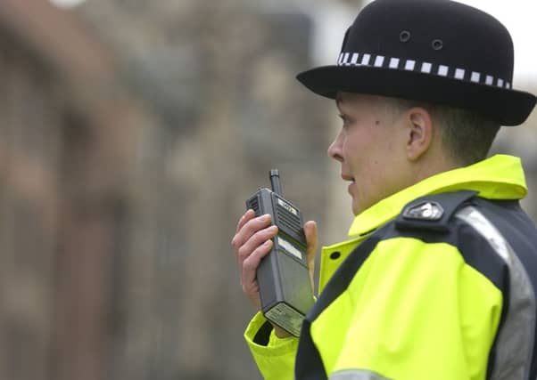Police are appealing for witbnesses after a bogus workmen incident in Midlothian.